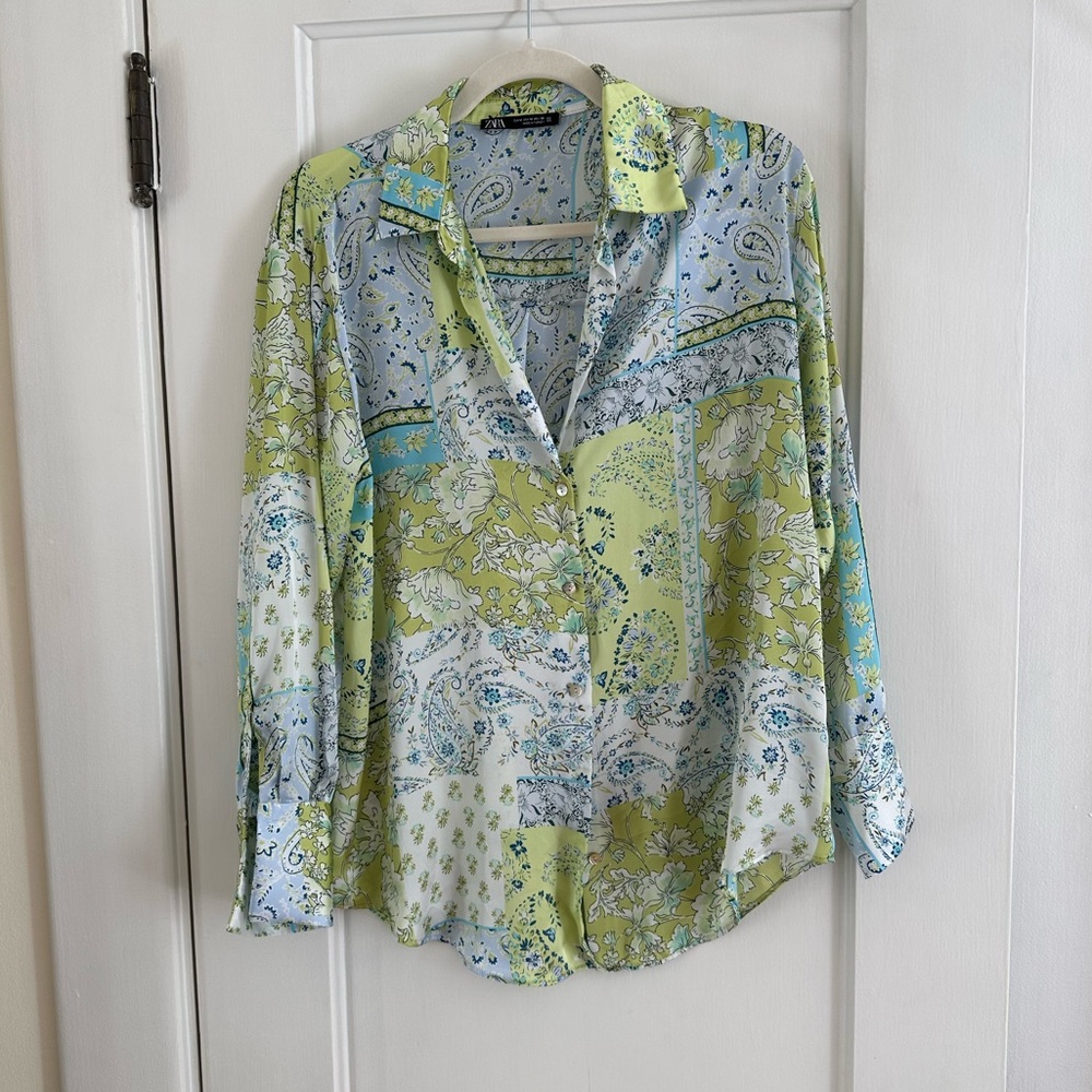 Zara Satin Floral Paisley Button Down Shirt Blouse size M